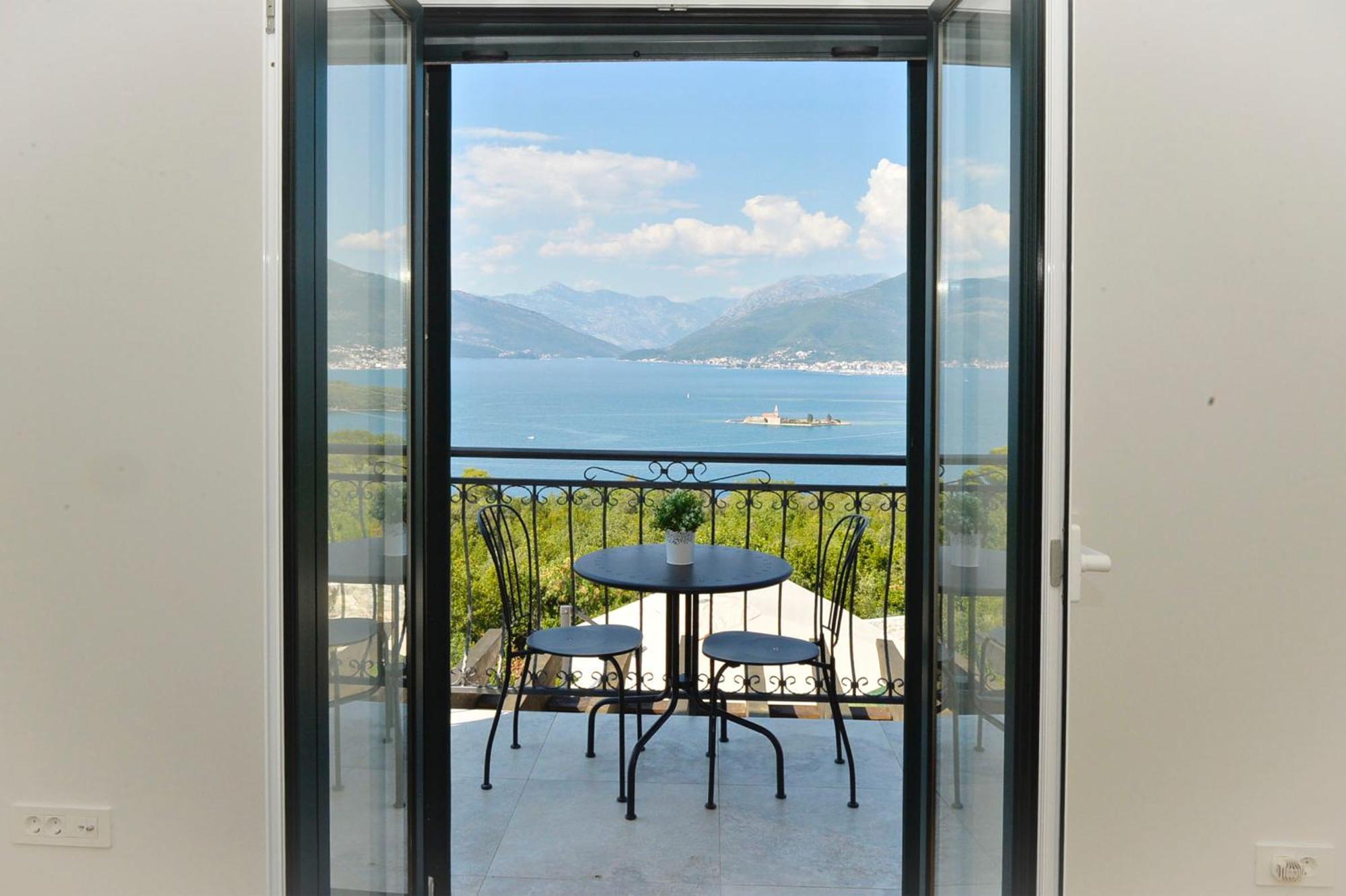 Villa Vista Azzurra Tivat Dış mekan fotoğraf
