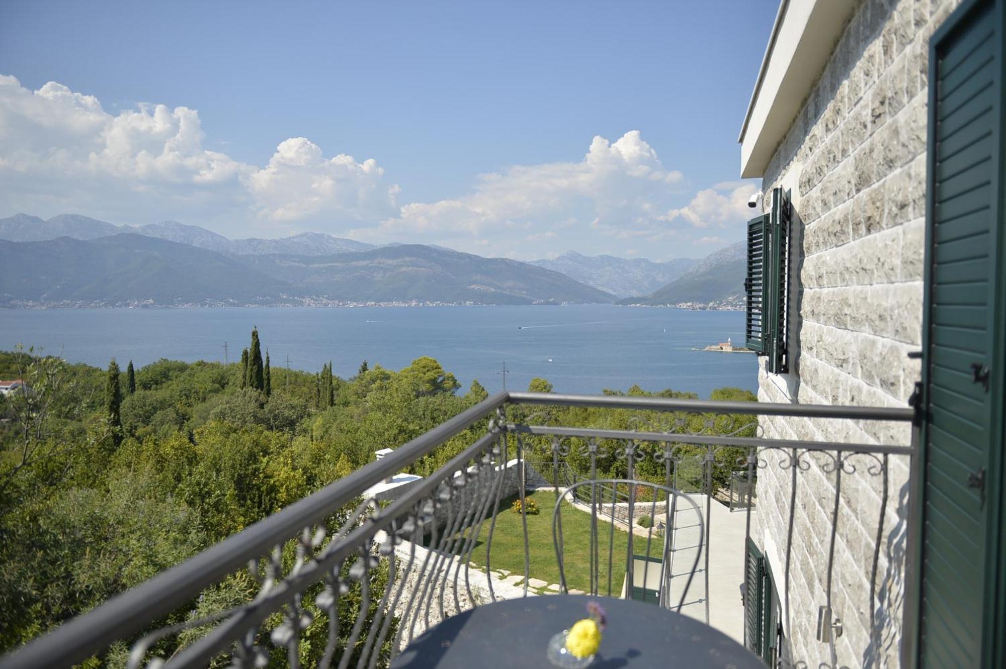 Villa Vista Azzurra Tivat Dış mekan fotoğraf